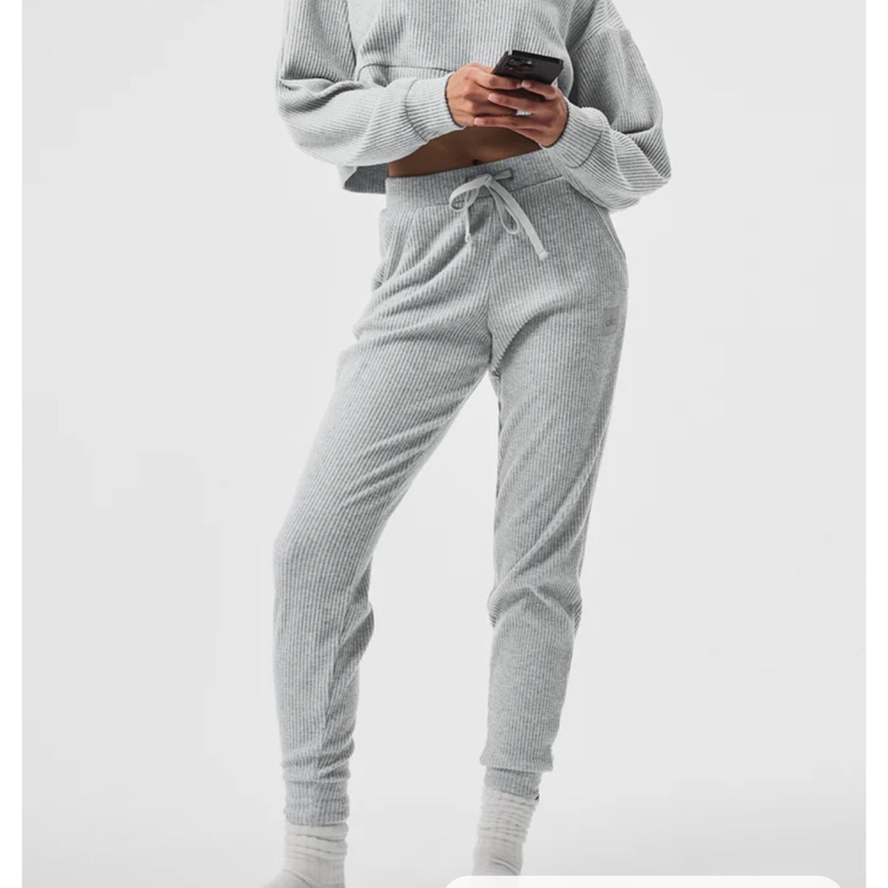 Alo Yoga Muse Sweatpant